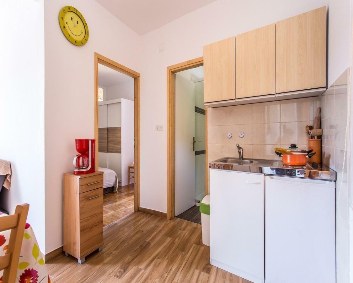 Apartment in Vrbnik/Insel Krk 36873 Exterior foto
